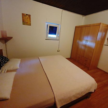 Una'S Cottage Медулин Экстерьер фото